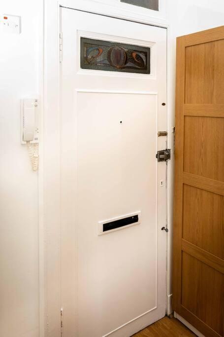 Apartment Charming 1-bed Southside Flat In Great Location *
